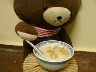 万圣节甜品-豆浆木耳地瓜冰片糖汤圆+宫廷桂花糕